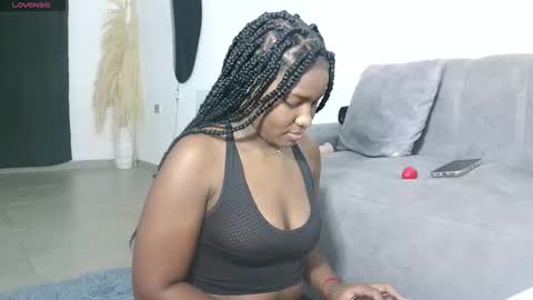 marianaee online show from 23, 9, 2025