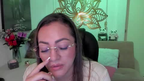 Mariana Lopez online show from 11, 2, 2025