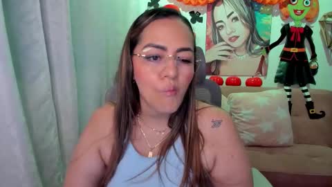 Mariana Lopez online show from 21, 10, 2025