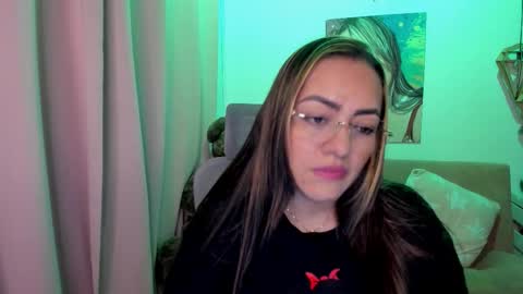 Snapshot of marianalopez81 chatting on 2, 2, 2026 Mariana Lopez online show from 2, 2, 2026