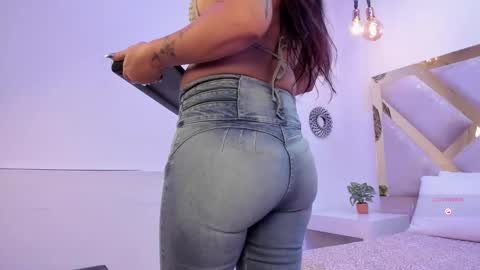 Marianee Rousse  online show from 12, 10, 2025