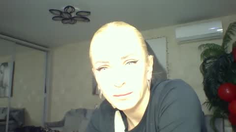 marianna1977 online show from 22, 2, 2025