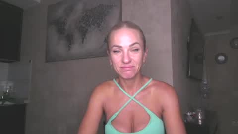 Snapshot of marianna1977 chatting on 8, 7, 2026 marianna1977 online show from 8, 7, 2026