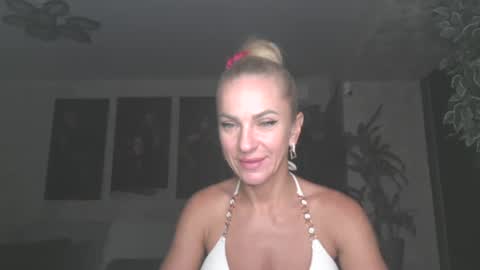 Snapshot of marianna1977 chatting on 29, 7, 2026 marianna1977 online show from 29, 7, 2026