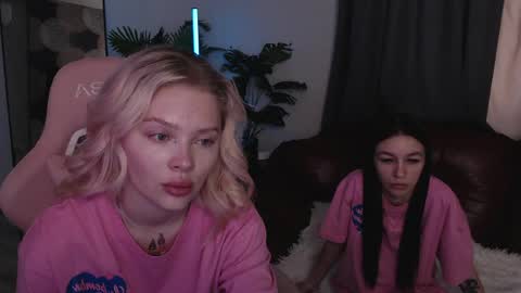 Snapshot of marianna_meow246 chatting on 28, 4, 2026 marianna_meow246 online show from 28, 4, 2026