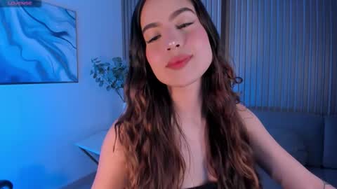 Snapshot of mariannelane1 chatting on 5, 10, 2025 Marianne online show from 5, 10, 2025