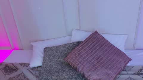 Maria Pettit online show from 30, 9, 2025