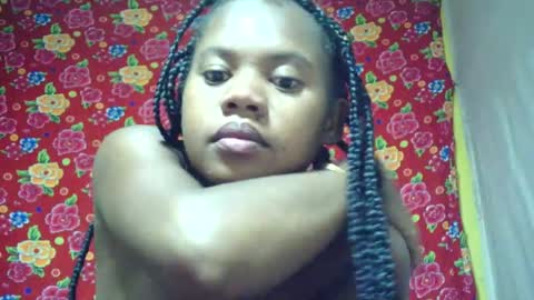 Snapshot of marie599194 chatting on 29, 6, 2026 marie599194 online show from 29, 6, 2026