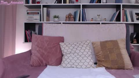 Snapshot of marie_antoinette62 chatting on 15, 9, 2025 Maria online show from 15, 9, 2025