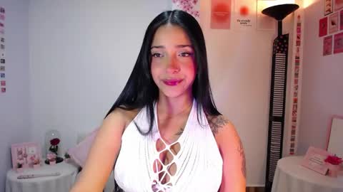 Nicolle online show from 20, 4, 2026