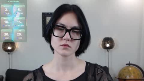 Snapshot of marie_fitch chatting on 15, 11, 2025 Marie Fitch online show from 15, 11, 2025