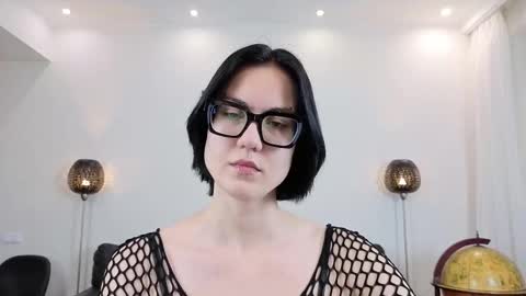 Snapshot of marie_fitch chatting on 7, 1, 2026 Marie Fitch online show from 7, 1, 2026