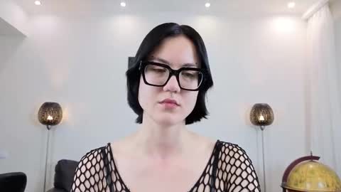 Snapshot of marie_fitch chatting on 9, 1, 2026 Marie Fitch online show from 9, 1, 2026