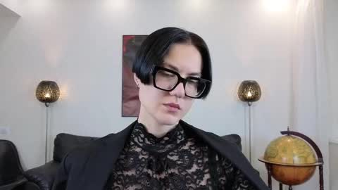 Marie Fitch online show from 25, 5, 2026