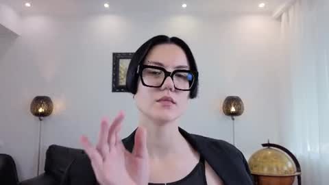 Snapshot of marie_fitch chatting on 26, 6, 2026 Marie Fitch online show from 26, 6, 2026