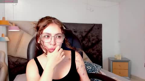 Snapshot of marieetaylor chatting on 22, 2, 2026 Mariee online show from 22, 2, 2026