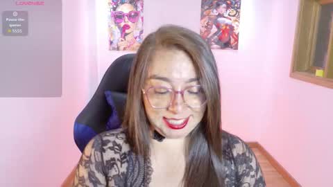 Snapshot of mariehw_ chatting on 13, 2, 2026 online show from 13, 2, 2026