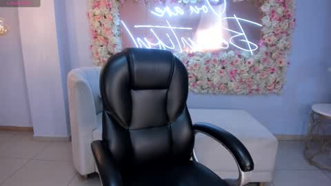  Im Marie Jane  online show from 28, 2, 2025