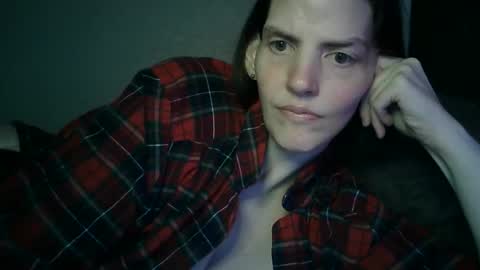 Mariejojo online show from 4, 12, 2025