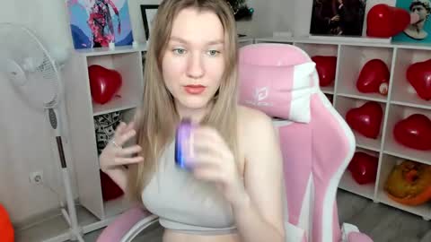 mariel_brown online show from 12, 2, 2025