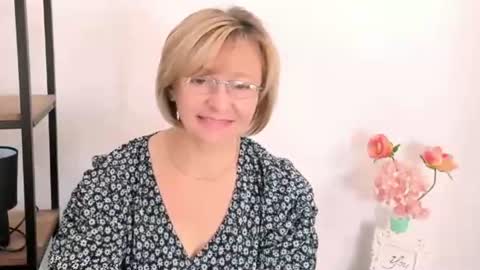 Snapshot of mariemature chatting on 17, 6, 2026 MarieMature online show from 17, 6, 2026