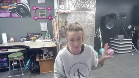 Marie Ann Waters online show from 2, 1, 2025