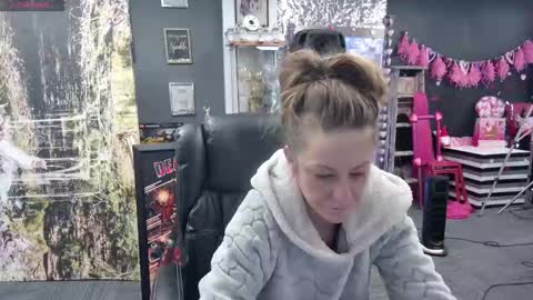 Marie Ann Waters online show from 8, 1, 2025