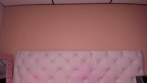 mariie_tayy online show from 12, 12, 2024