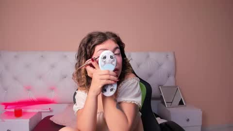 mariie_tayy online show from 16, 12, 2024