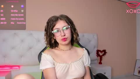 mariie_tayy online show from 5, 3, 2025