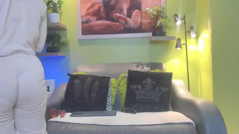 Snapshot of marilin_llady chatting on 15, 9, 2025 marilin_llady online show from 15, 9, 2025