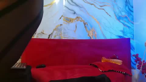 marilyn_aboul online show from 7, 10, 2025