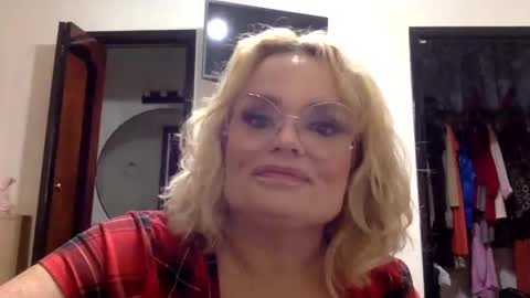 Snapshot of marilynannmore chatting on 16, 2, 2025 marilynannmore online show from 16, 2, 2025