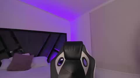 Snapshot of marilyndupont chatting on 25, 9, 2025 Marilyn online show from 25, 9, 2025