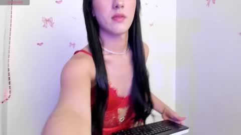 Snapshot of marilyndupont chatting on 15, 11, 2025 Marilyn online show from 15, 11, 2025