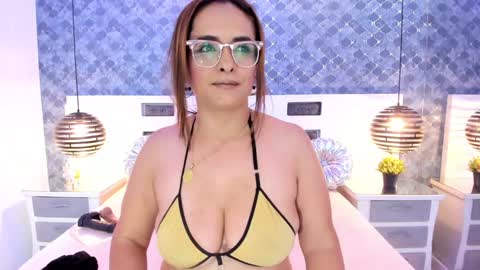 Marilyn Vega online show from 5, 12, 2024