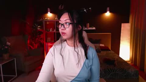 Marine  online show from 13, 10, 2025