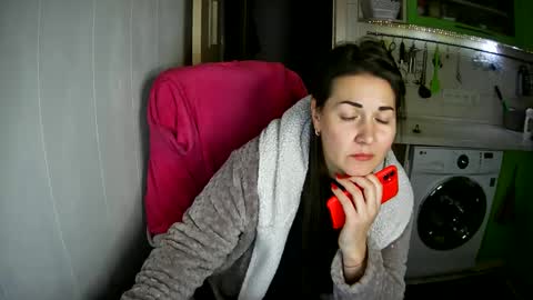 Snapshot of marinettaqhot chatting on 5, 1, 2025 MarinettaQhot online show from 5, 1, 2025