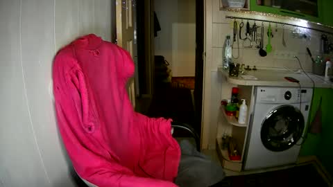 Snapshot of marinettaqhot chatting on 6, 1, 2025 MarinettaQhot online show from 6, 1, 2025