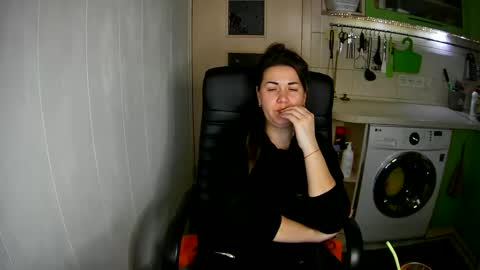 Snapshot of marinettaqhot chatting on 3, 2, 2025 MarinettaQhot online show from 3, 2, 2025