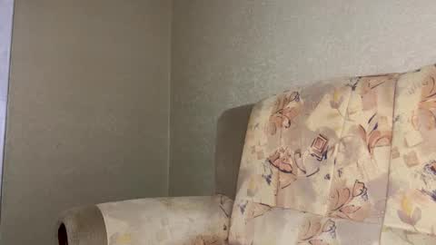 Snapshot of marinpeach chatting on 20, 12, 2025 Maria and Martin online show from 20, 12, 2025