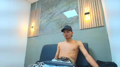 Snapshot of mario_collinss chatting on 16, 2, 2026 mario_collinss online show from 16, 2, 2026