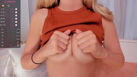 Alivia. online show from 10, 12, 2024