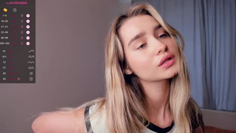 Alivia. online show from 14, 12, 2024