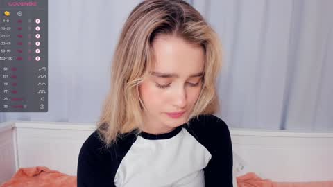 Alivia. online show from 15, 12, 2024