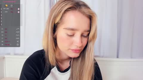 Alivia. online show from 25, 12, 2024