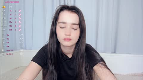 Alivia. online show from 8, 2, 2025