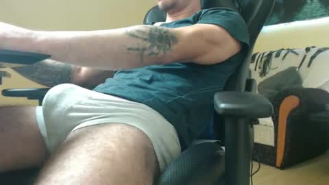 Snapshot of marioslim chatting on 24, 2, 2025 marioslim online show from 24, 2, 2025