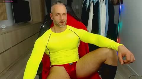 Snapshot of marismuscle chatting on 18, 11, 2025 MarisMuscle online show from 18, 11, 2025