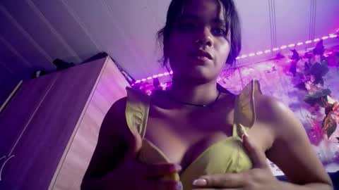 Snapshot of maritza_ferrerr chatting on 8, 3, 2026 Maritza Ferrer -Samara Beltran online show from 8, 3, 2026